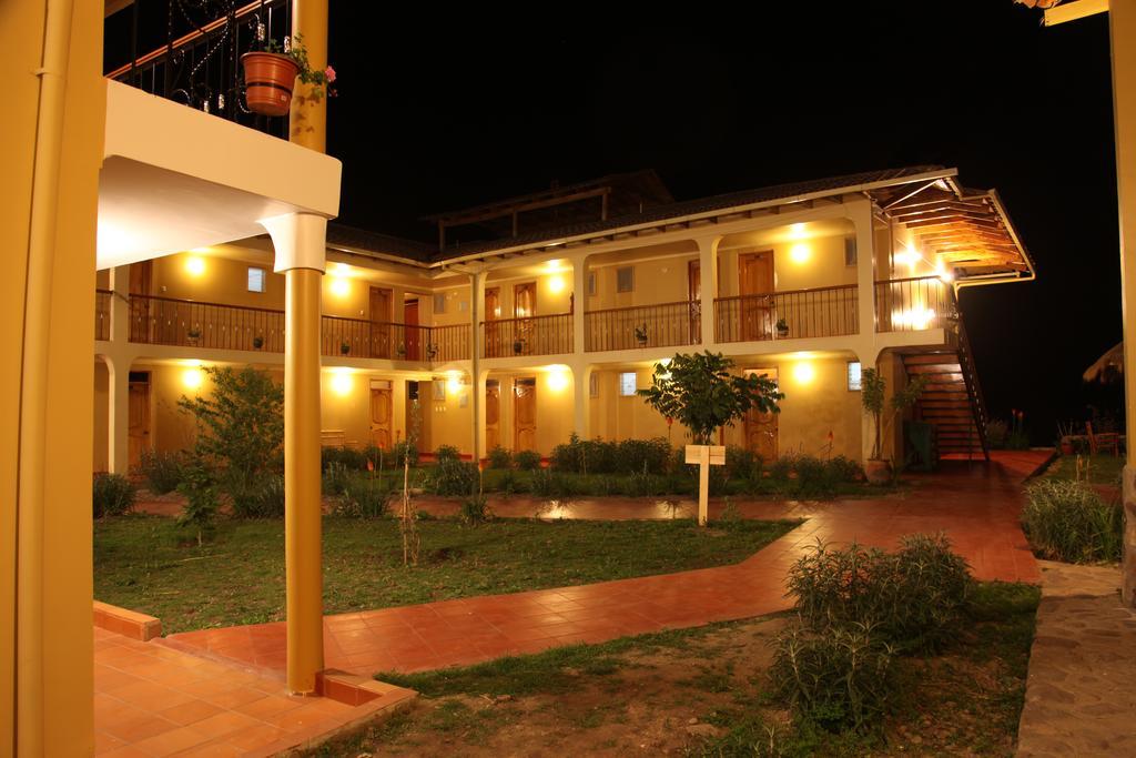 Tunupa Lodge Hotel Ollantaytambo Eksteriør billede