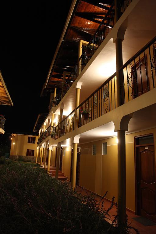 Tunupa Lodge Hotel Ollantaytambo Eksteriør billede
